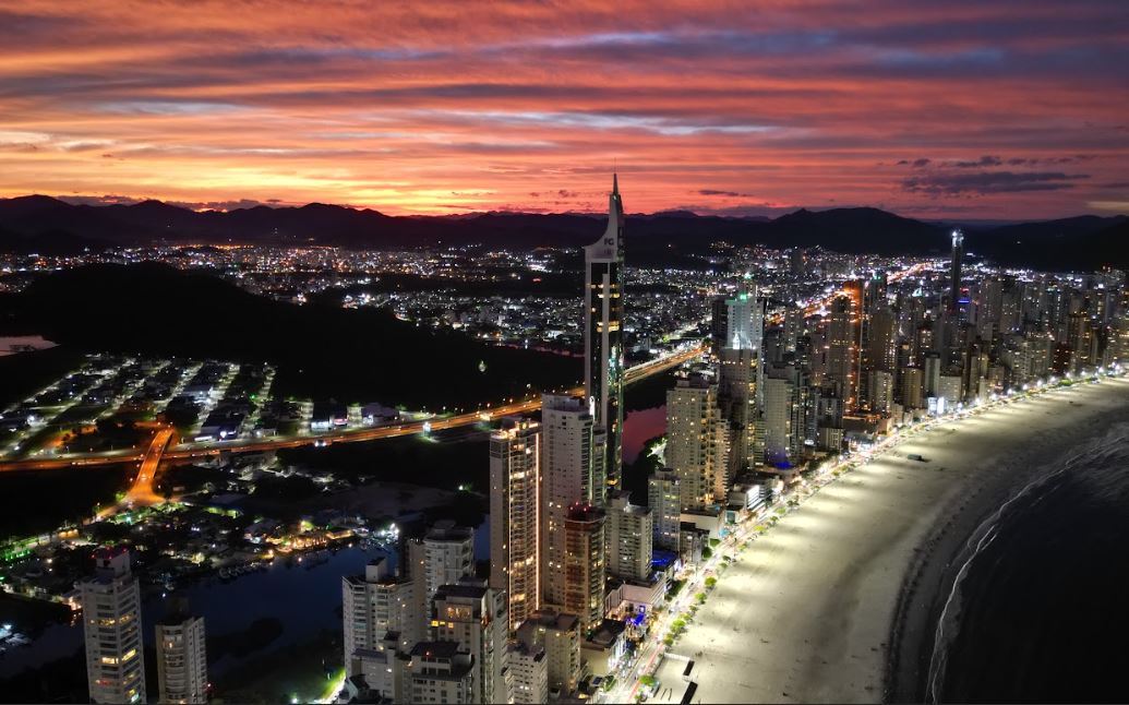 Balneário Camboriú: A Jóia do Litoral Catarinense